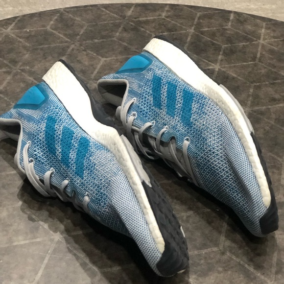 Addidas Ultra Boost - Picture 8 of 9